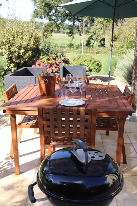 הוילה Beaupouyet La Tour Du Perigord מראה חיצוני תמונה